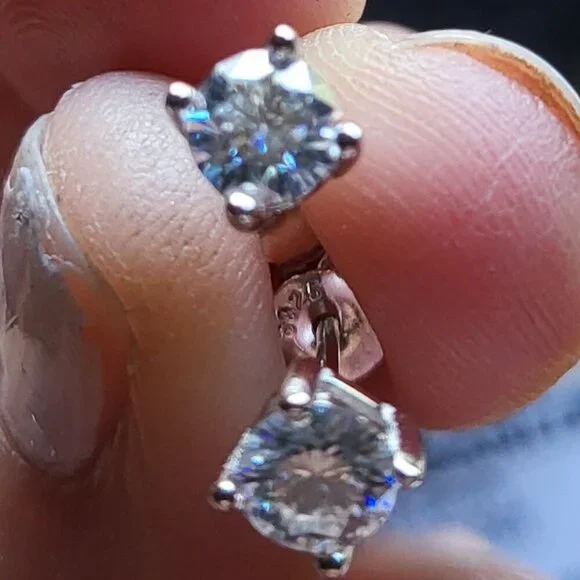 1 CARAT TOTAL WEIGHT CERTIFIED MOISSANITE EARRINGS NWT - Picture 4 of 8